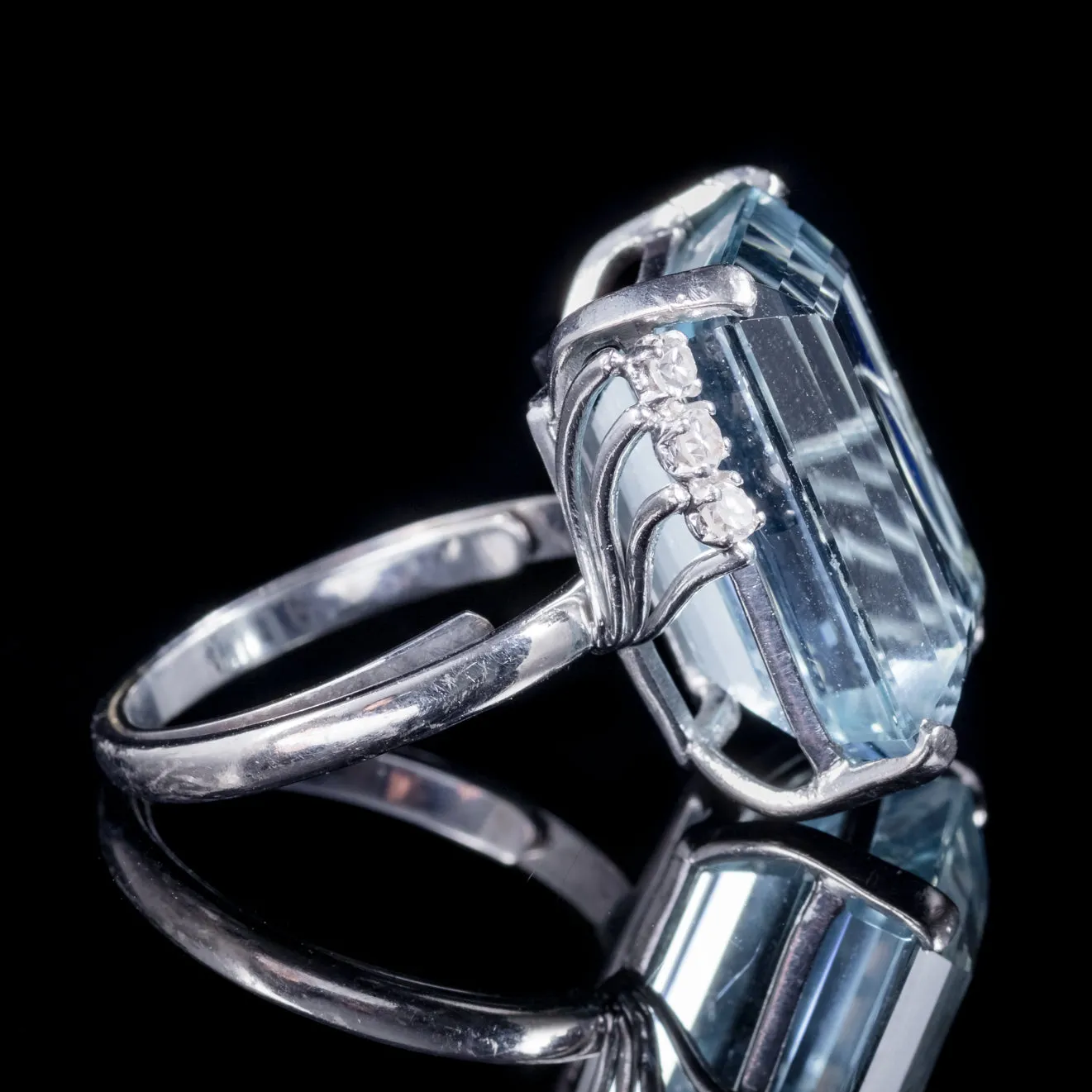 Art Deco Aquamarine Diamond Ring 25Ct Aqua Platinum Circa 1920