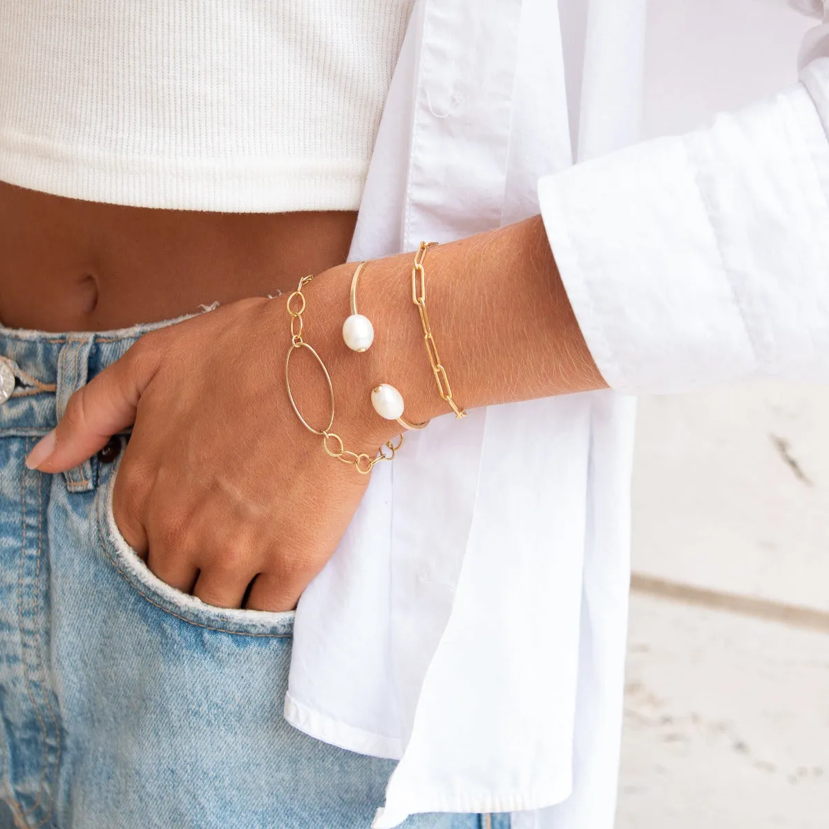 Gold Dueling Pearl Cuff