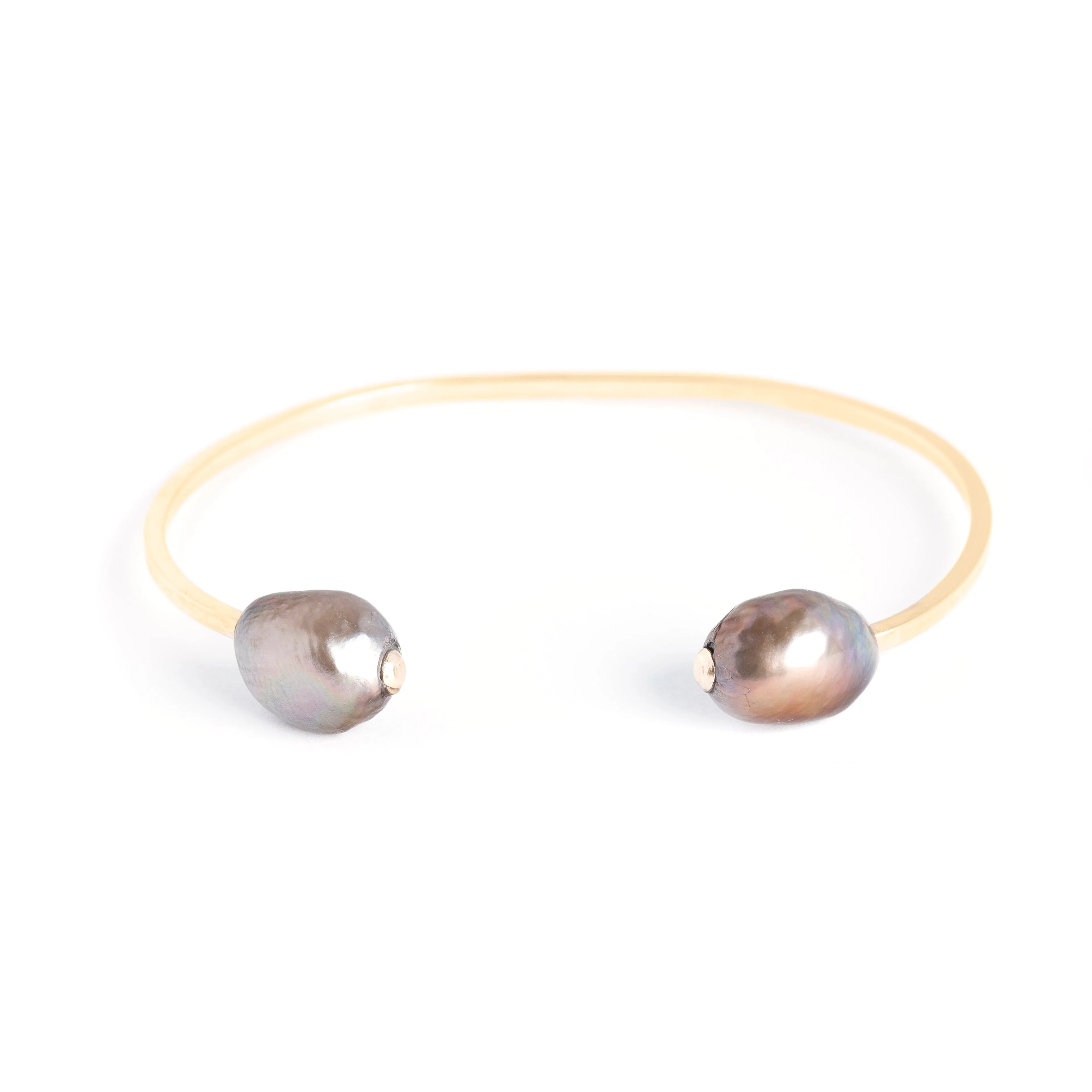 Gold Dueling Pearl Cuff