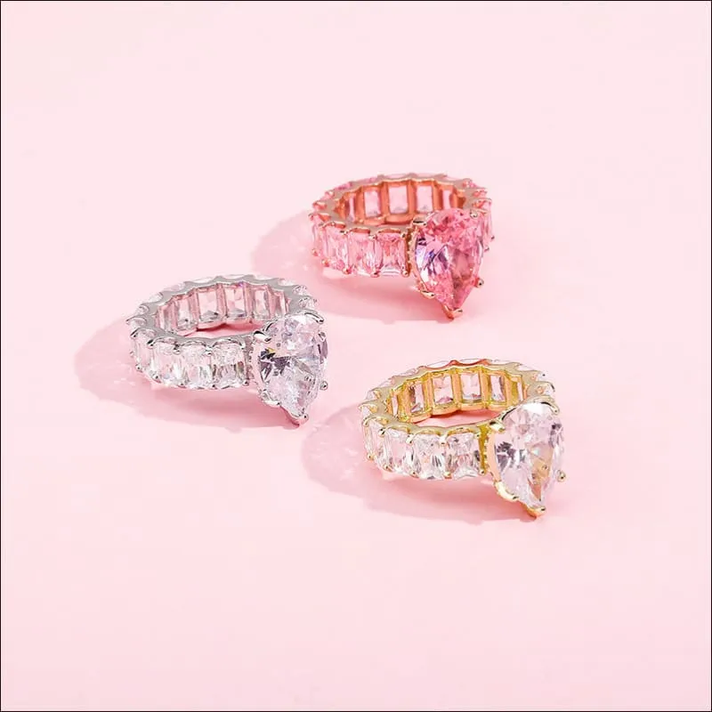 Luxury Iced Bling Water Drop Pinky Baguette Ring for Sophisticated Style