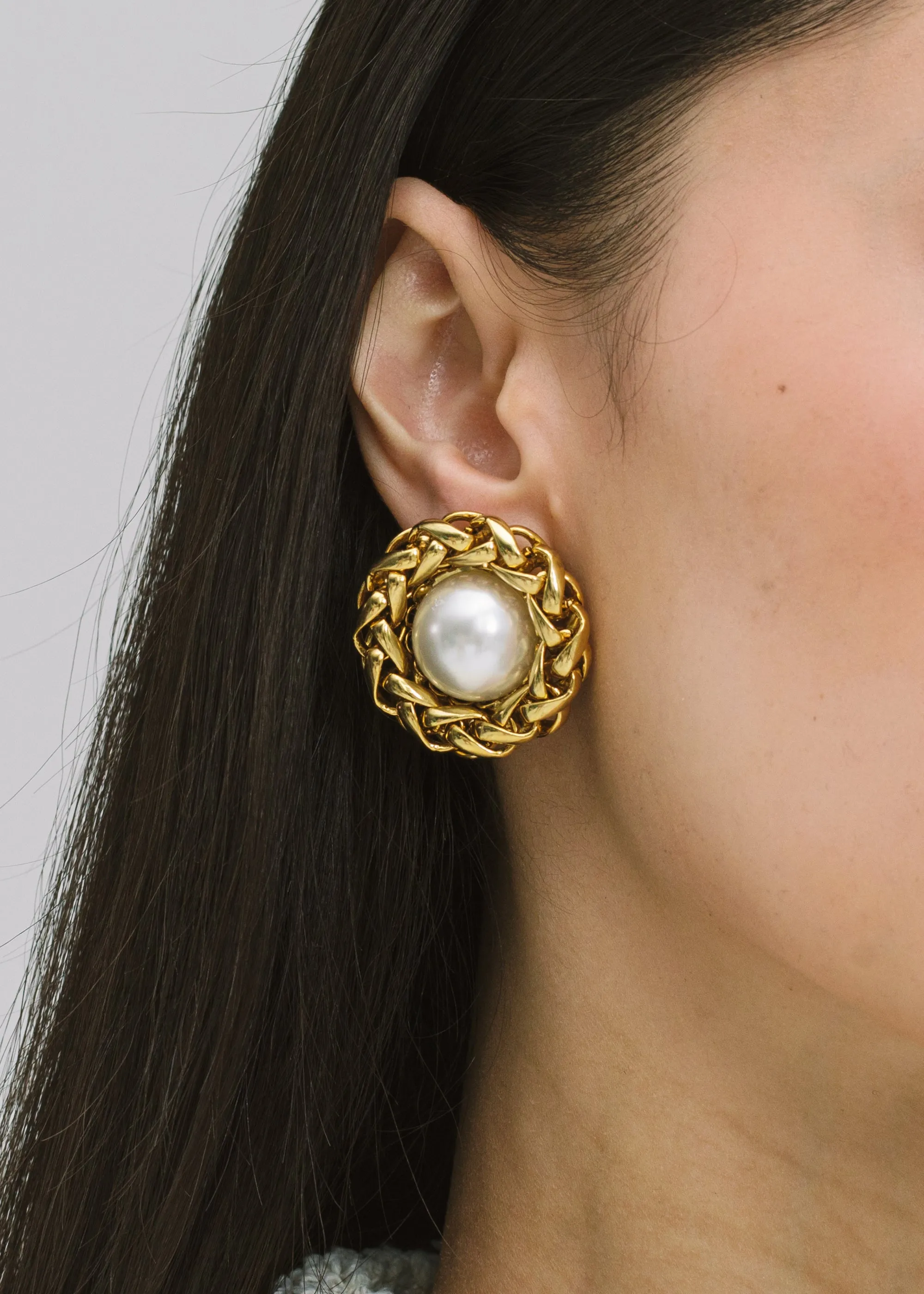 Marit Earrings -- Gold