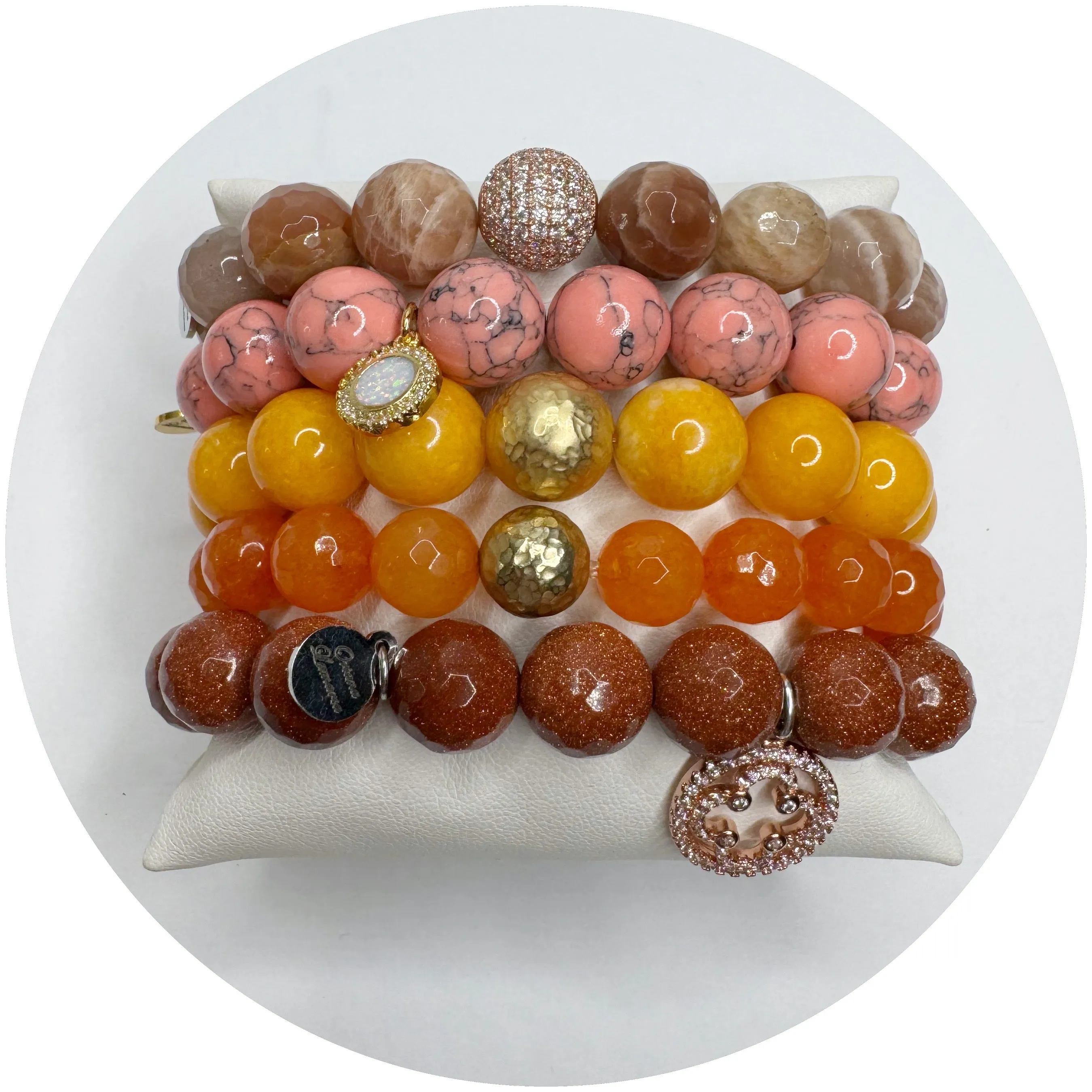 PAntone SS24 armparty