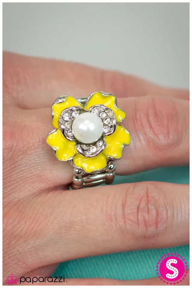 Paparazzi Ring ~ Frilled To Pieces - Yellow