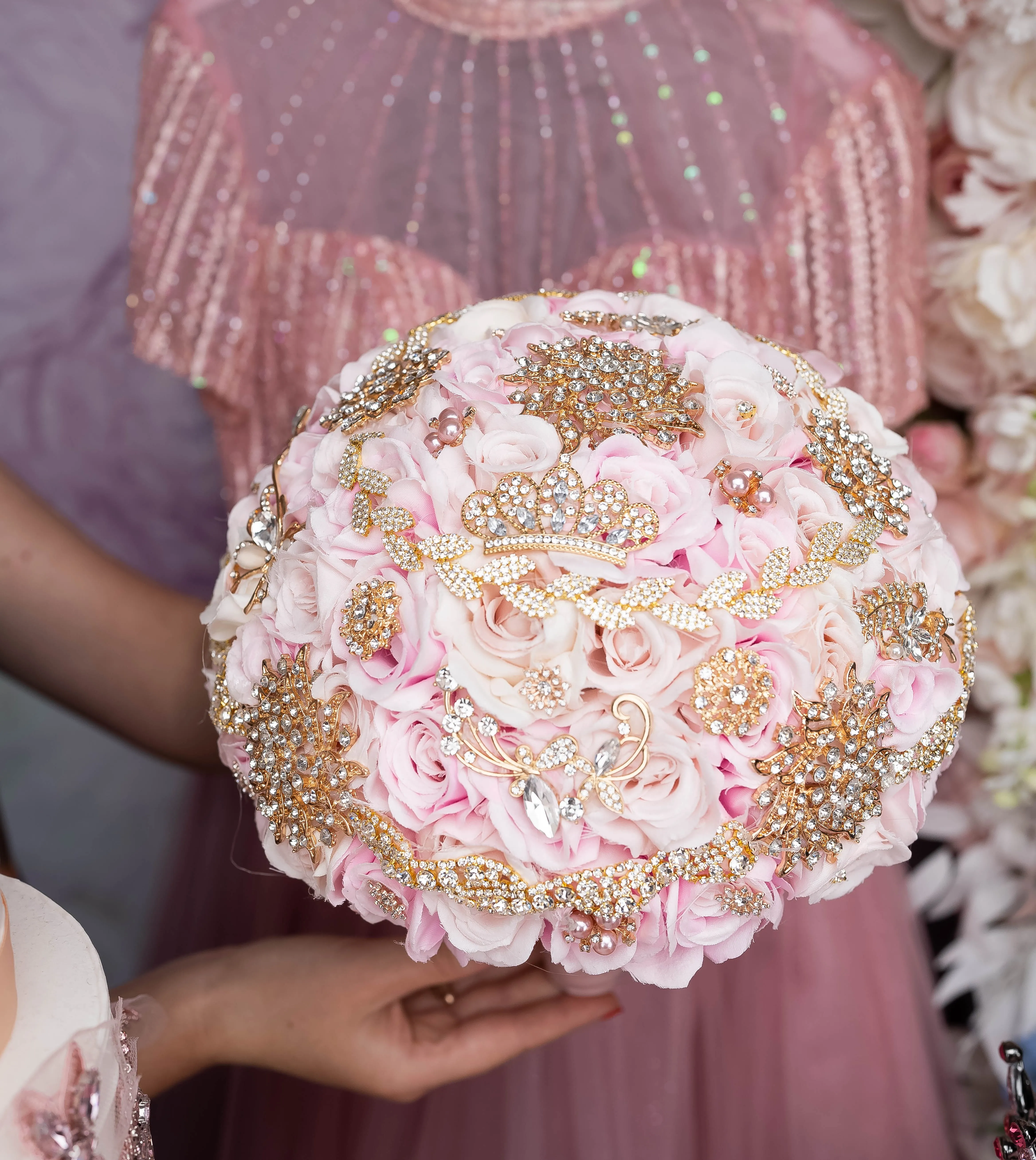 Pink and Gold quinceanera bouquet 13 inches