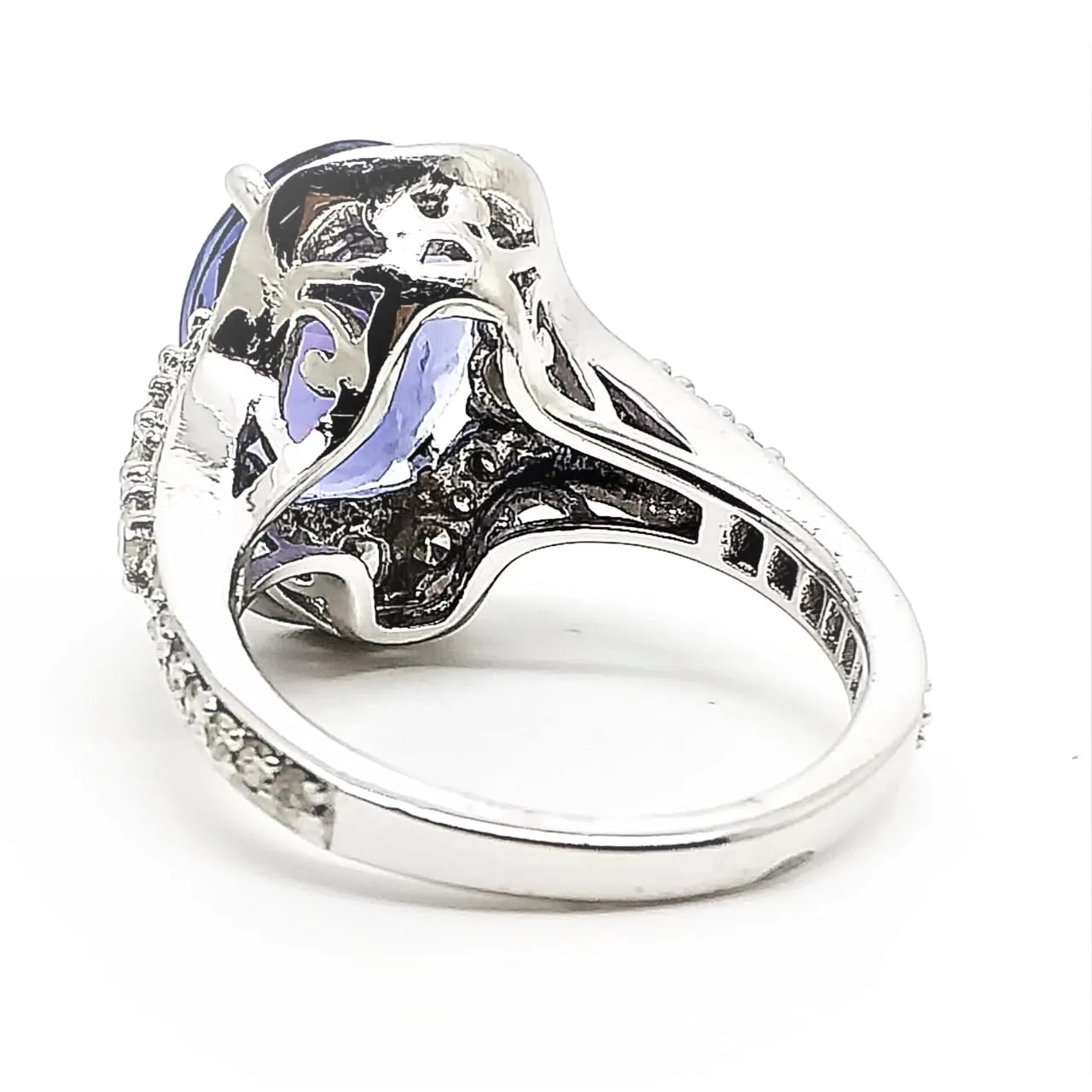 TANZANITE AND DIAMOND ELITE RING AD NO.1620