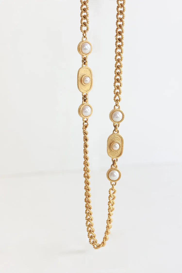 Vintage Gold Chain Necklace with Pearl Detail