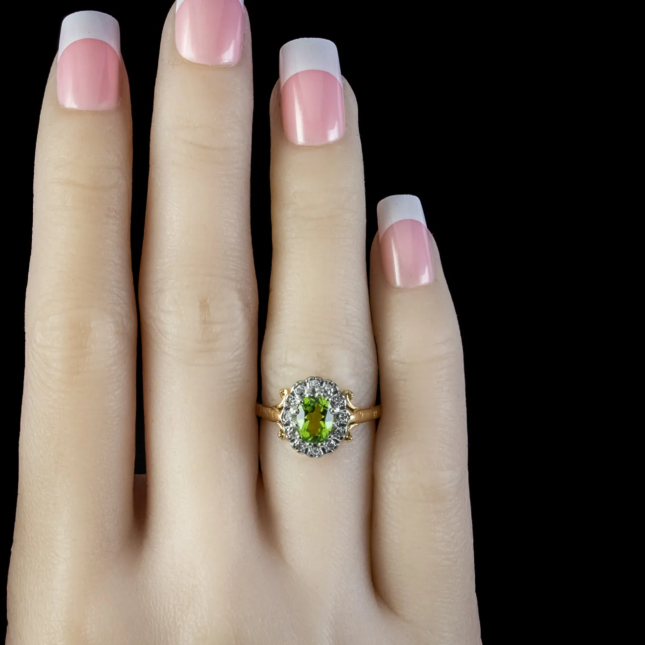 Vintage Peridot Diamond Cluster Ring 1.60ct Peridot Dated 1974